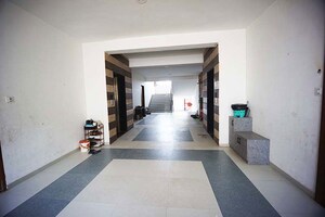 Room in 2 BHK Apartment at Nava Naroda – for Sale