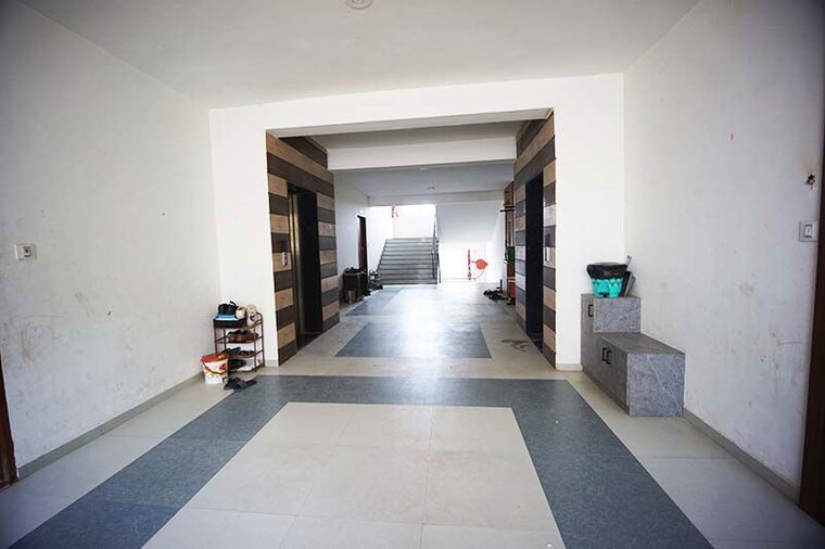 Room, nava naroda 2 Bedroom 146 Sq.Yd. Apartment In Nava Naroda Ahmedabad 10492810