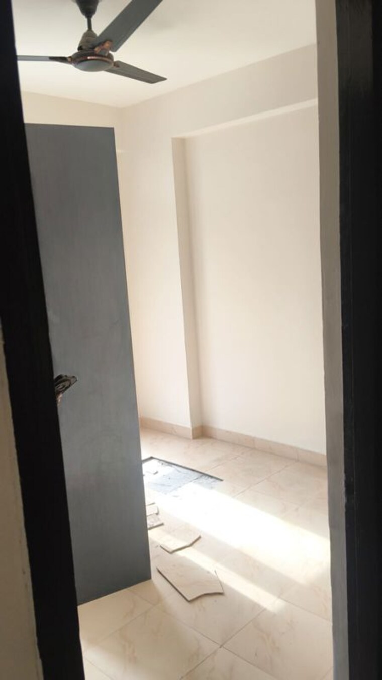 Room, mvn-the-athens 2 Bedroom 580 Sq.Ft. Apartment In Sohna Sector 5 Gurgaon 10492684