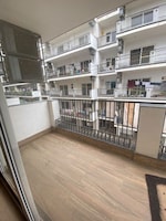 4 BHK + Servant Room 2350 Sq.Ft. Builder Floor in Central Park Flower Valley