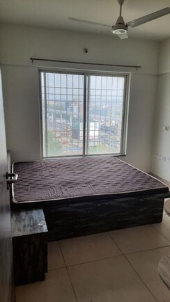 2 BHK Apartment For Sale in Paranjape Athashri Synergy