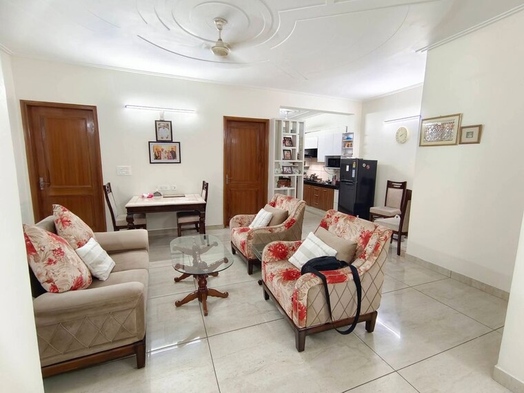 Living Room, sector 57 3 Bedroom 204 Sq.Yd. Builder Floor In Sector 57 Gurgaon 10492855