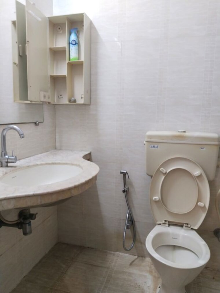 Bathroom, mahaavir-mahavir-astha 2 Bedroom 1200 Sq.Ft. Apartment In Kharghar Sector 6 Navi Mumbai 10492912