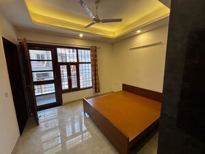Kitchen in 2 BHK Builder Floor at Sector 42 – for Rent