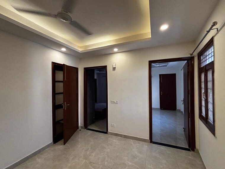 Room, sector 42 2 Bedroom 105 Sq.Yd. Builder Floor In Sector 42 Gurgaon 10492871