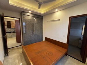 2 BHK Builder Floor For Rent in Sector 42