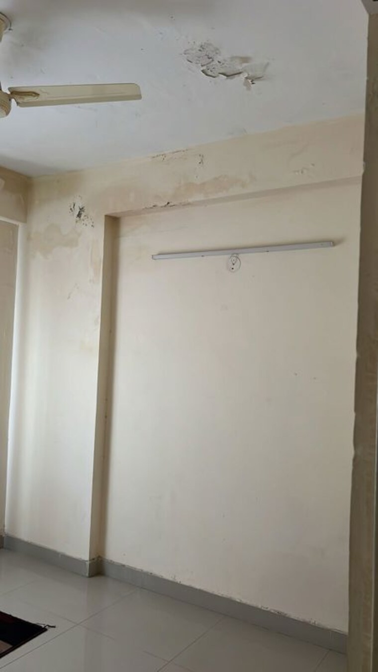 undefined, omaxe-heights 2 Bedroom 1200 Sq.Ft. Apartment In Sector 86 Faridabad 10492930