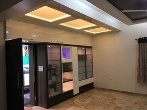 Room in 4 BHK Independent House at Shambhu Vihar Society – for Sale
