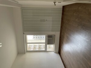 Room in 2.5 BHK Apartment at Silverglades The Melia, Sohna Sector 35 – for Rent