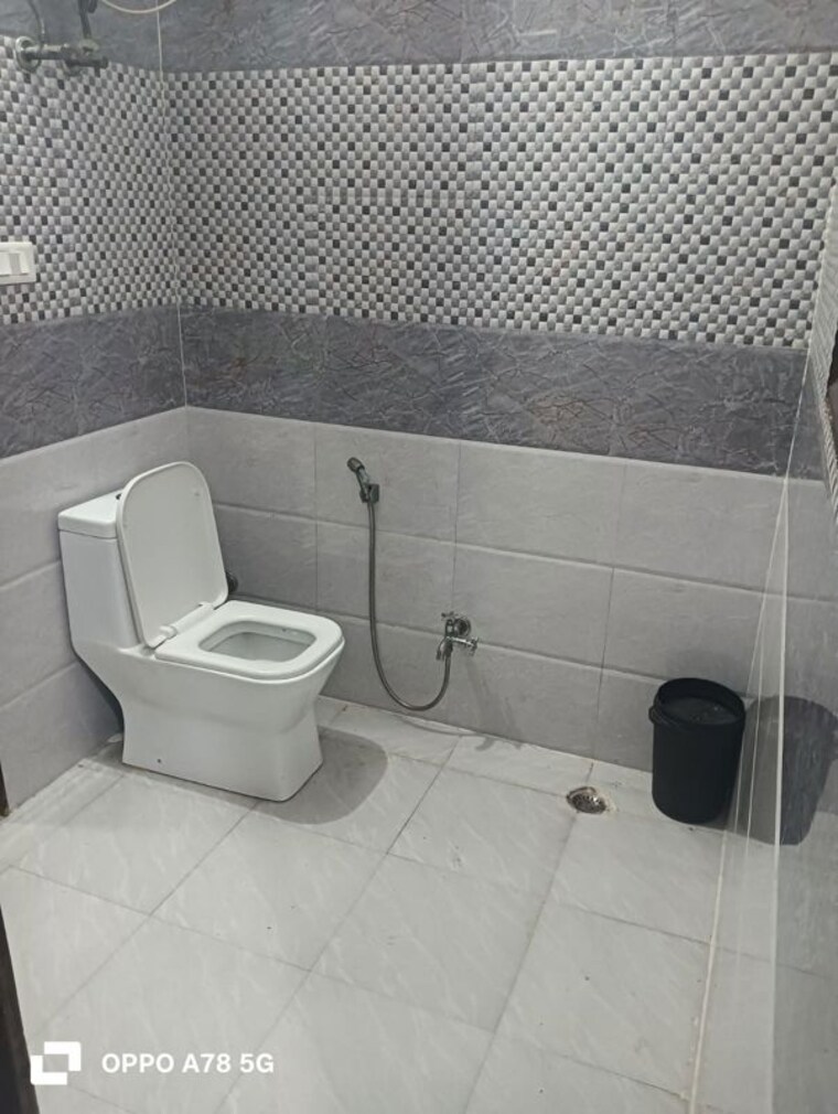 Bathroom, sector 51 2 Bedroom 800 Sq.Ft. Builder Floor In Sector 51 Gurgaon 10493026
