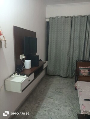 Living Room in 2 BHK Builder Floor at Sector 51 – for Rent