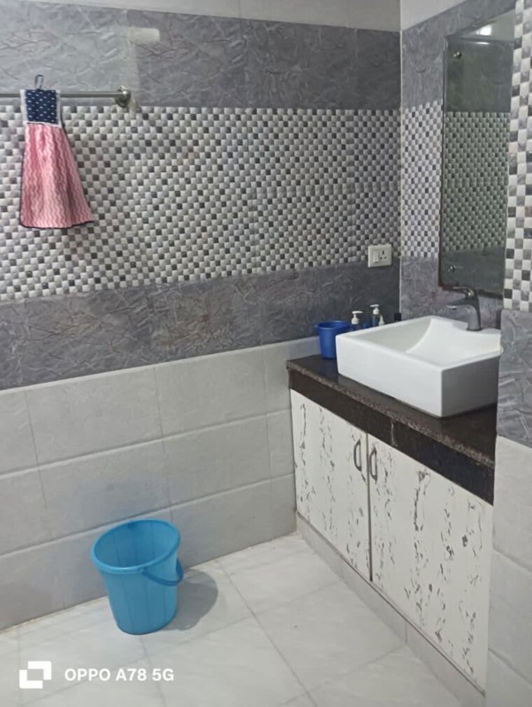 Bathroom, sector 51 2 Bedroom 800 Sq.Ft. Builder Floor In Sector 51 Gurgaon 10493026
