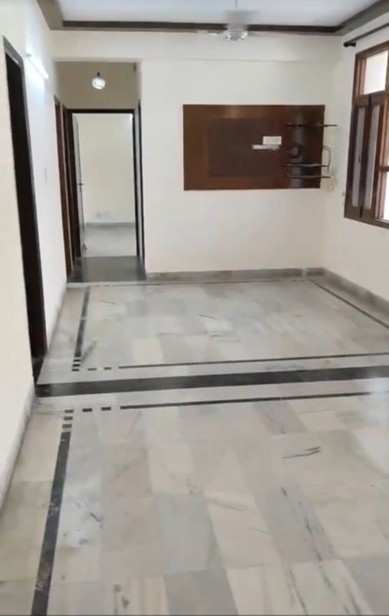 Room, sector 6 dwarka 3 Bedroom 1800 Sq.Ft. Apartment In Sector 6 Dwarka Delhi 10493033