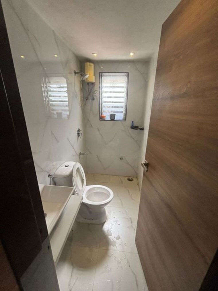 Bathroom, vashi sector 17 2 Bedroom 908 Sq.Ft. Apartment In Vashi Sector 17 Navi Mumbai 10492996