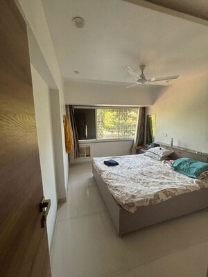 Bedroom in 2 BHK Apartment at Vashi Sector 17 – for Rent