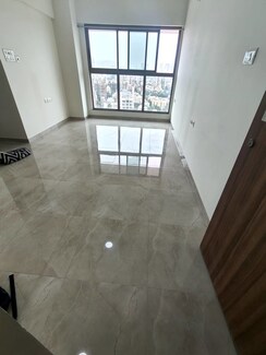 1 BHK Apartment For Rent in Sheth Irene