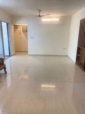 2 BHK Apartment For Rent in Dugad Panache, Kalyani Nagar