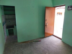 Room in  Office Space at Pappanaicken Pudur – for Rent