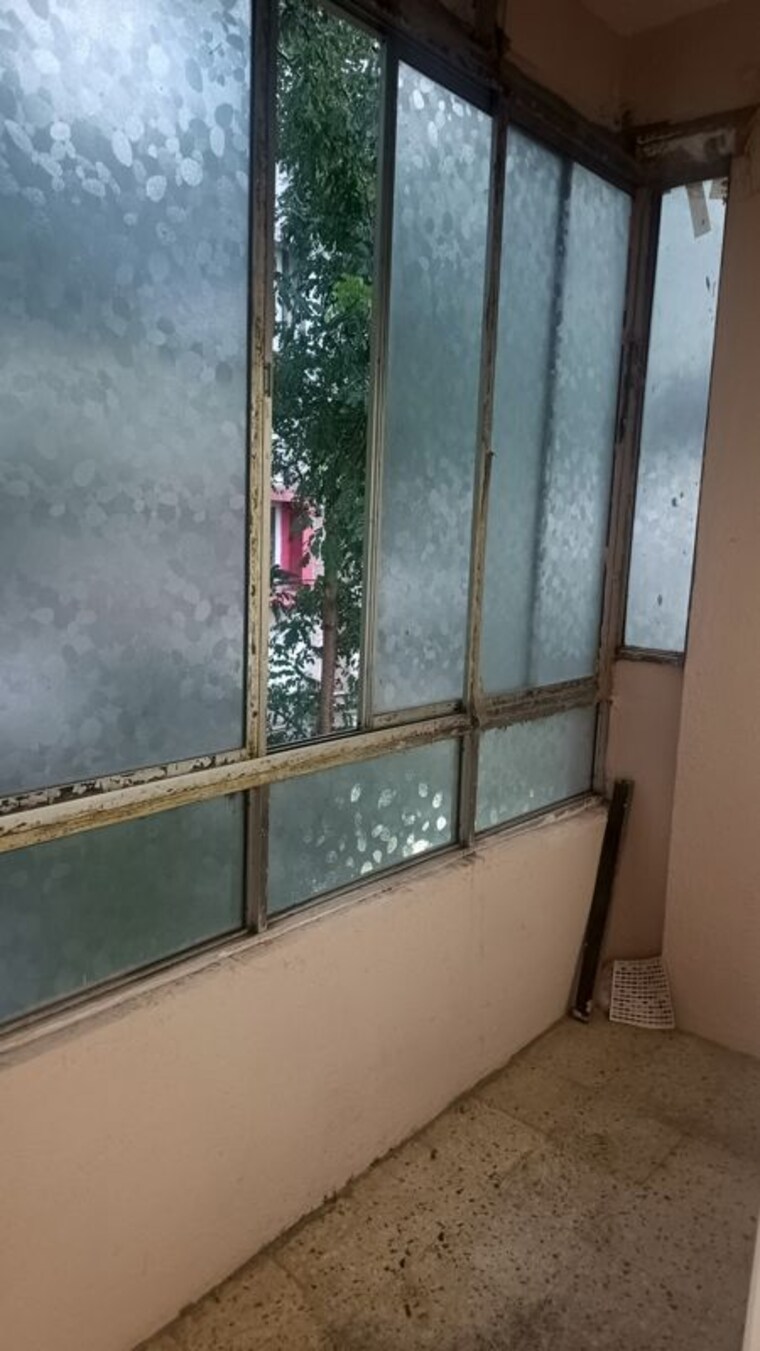 Balcony, mira-society 1 Bedroom 650 Sq.Ft. Apartment In Swargate Pune 10493144
