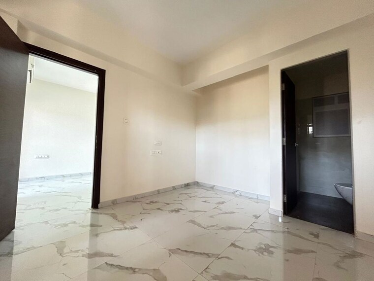 Room, dotom-isle 1 Bedroom 385 Sq.Ft. Apartment In Malad West Mumbai 10493153