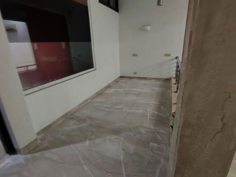 Bathroom, saket 5 Bedroom 500 Sq.Yd. Builder Floor In Saket Delhi 10493180