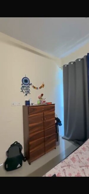 Furnished Amenities in 2 BHK Apartment at Pyramid Square 67A, Sector 67 – for Rent