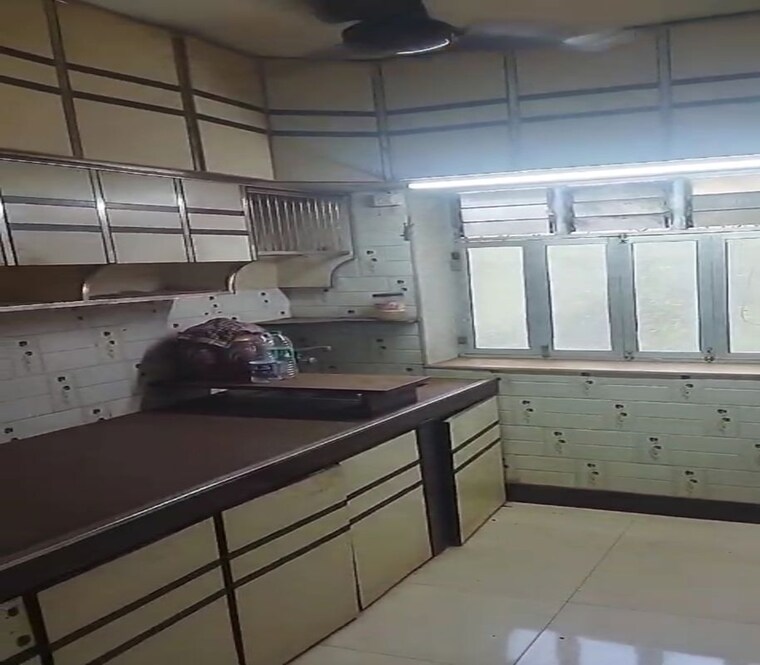 Kitchen, parel 1 Bedroom 540 Sq.Ft. Apartment In Parel Mumbai 10493182
