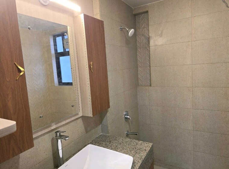 Bathroom, krisumi-waterfall-residences 3 Bedroom 1947 Sq.Ft. Apartment In Sector 36a Gurgaon 10485512