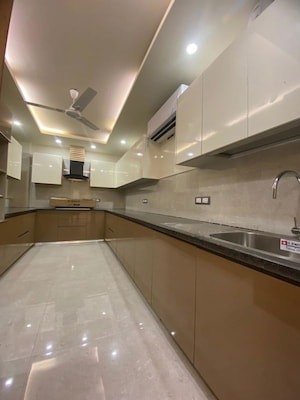Kitchen in 4 BHK Builder Floor at DLF Imperial Residences, Dlf Phase I – for Rent