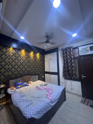 Bedroom in 2.5 BHK Apartment at Gardenia Gateway, Sector 75 – for Rent