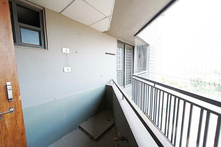 Balcony, vavol 4 Bedroom 309 Sq.Yd. Apartment In Vavol Gandhinagar 10493212