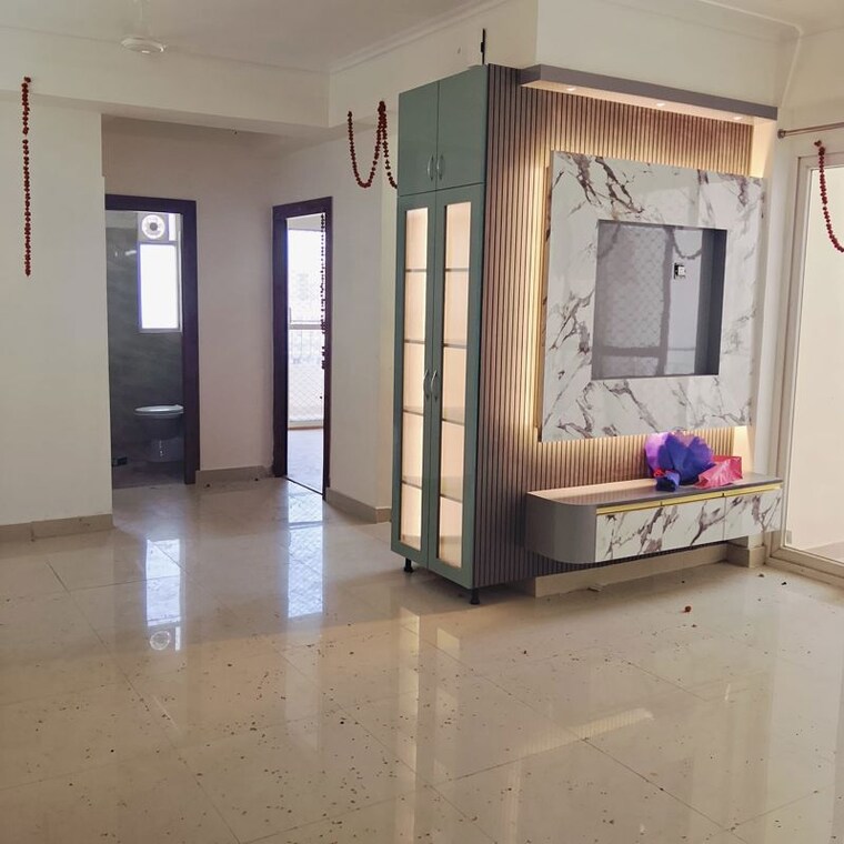 Living Room, sector 82 3.5 Bedroom 1700 Sq.Ft. Apartment In Sector 82 Noida 10492997