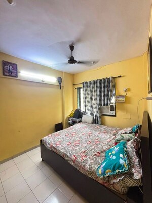 Bedroom in 1 BHK Apartment at Chembur – for Rent