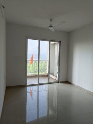 2 BHK Apartment For Rent in Puranik City Reserva, Ghodbunder Road