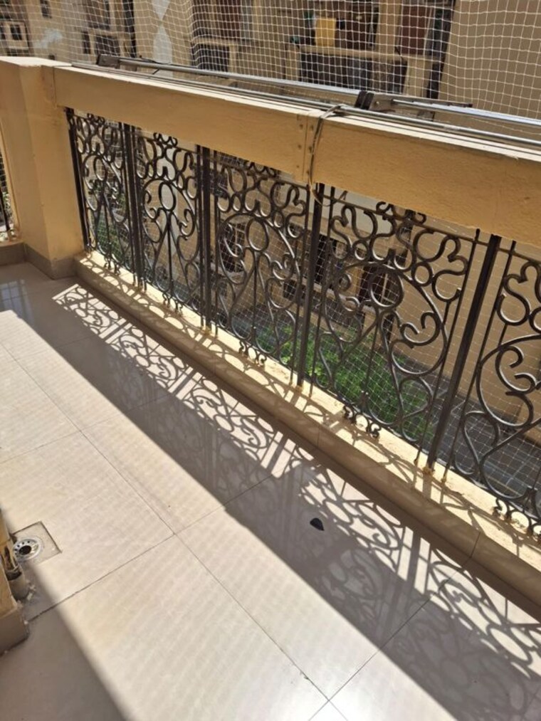 Balcony, parsvnath-green-ville 3 Bedroom 2153 Sq.Ft. Apartment In Sector 48 Gurgaon 10493224