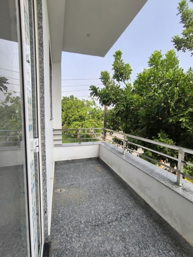 Balcony, 3b-homes-pataudi-one 2 Bedroom 1800 Sq.Ft. Builder Floor In Rampura Gurgaon 10493299