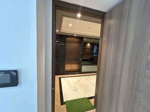 Room in 3 BHK Apartment at Lodha Kiara, Worli – for Sale