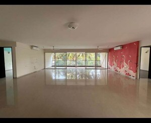 Room in 3 BHK Apartment at Clover Belvedere, Sopan Baug – for Rent