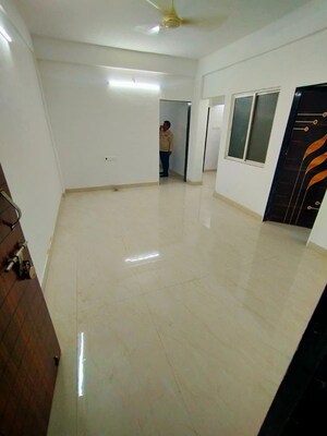 Room in 3 BHK Apartment at Nirmiti Ragdari Apartments, Aundh – for Rent