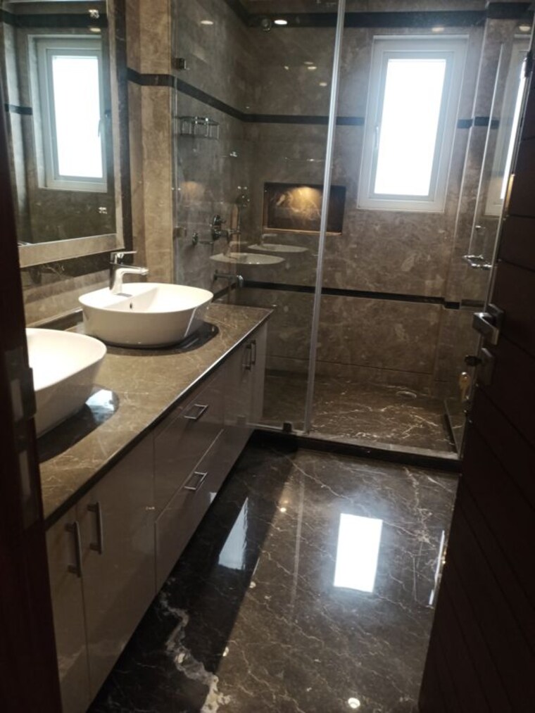 Kitchen, hauz khas enclave 5 Bedroom 4600 Sq.Ft. Builder Floor In Hauz Khas Enclave Delhi 10493332