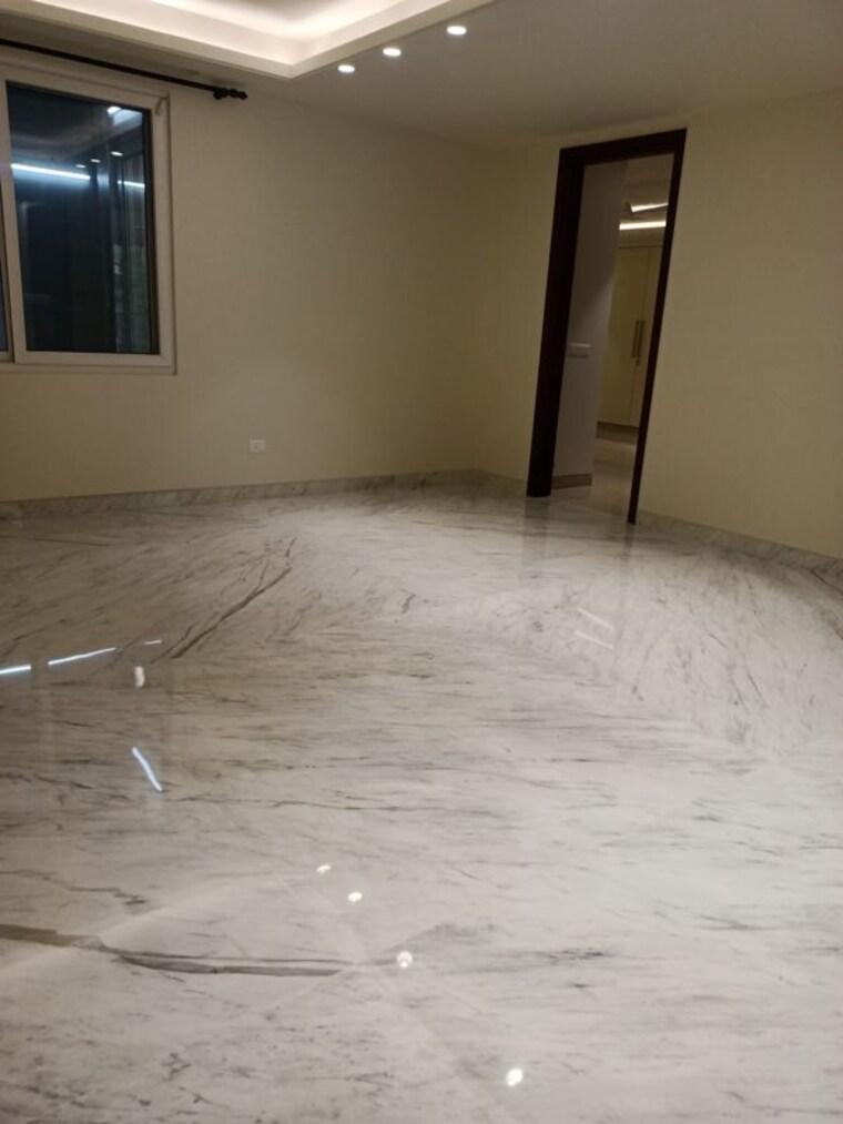 Room, hauz khas enclave 5 Bedroom 4600 Sq.Ft. Builder Floor In Hauz Khas Enclave Delhi 10493332