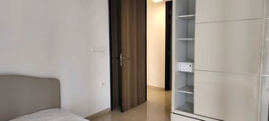 Room in 5 BHK Apartment at Lodha The Park, Worli – for Rent