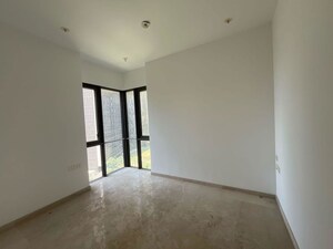 Room in 3 BHK Apartment at Lodha The Park, Worli – for Sale