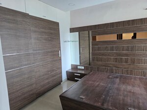 Room in 2 BHK Apartment at Rustomjee Athena, Majiwada – for Rent