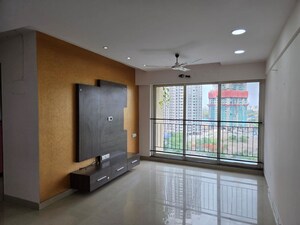 Room in 2 BHK Apartment at Rustomjee Athena, Majiwada – for Rent