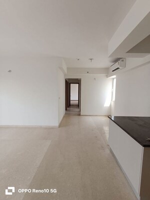 Room in 3 BHK Apartment at Godrej Woods, Sector 43 – for Rent