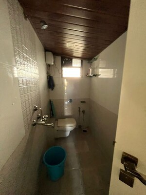 Bathroom in 3 BHK Apartment at Santacruz East – for Rent