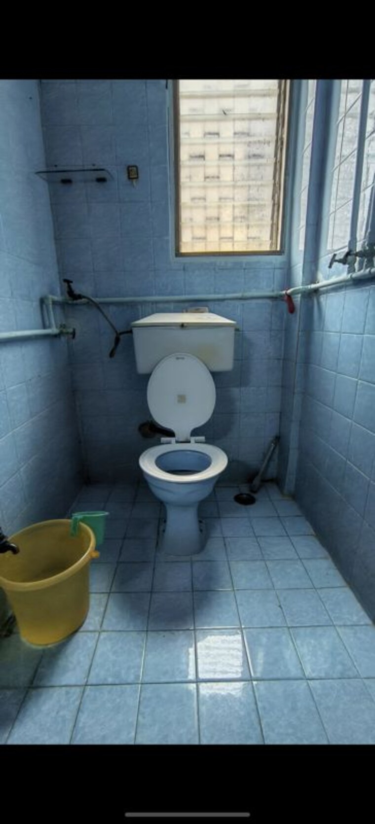 Bathroom, evershine-chs-malad 2 Bedroom 800 Sq.Ft. Apartment In Malad West Mumbai 10493391