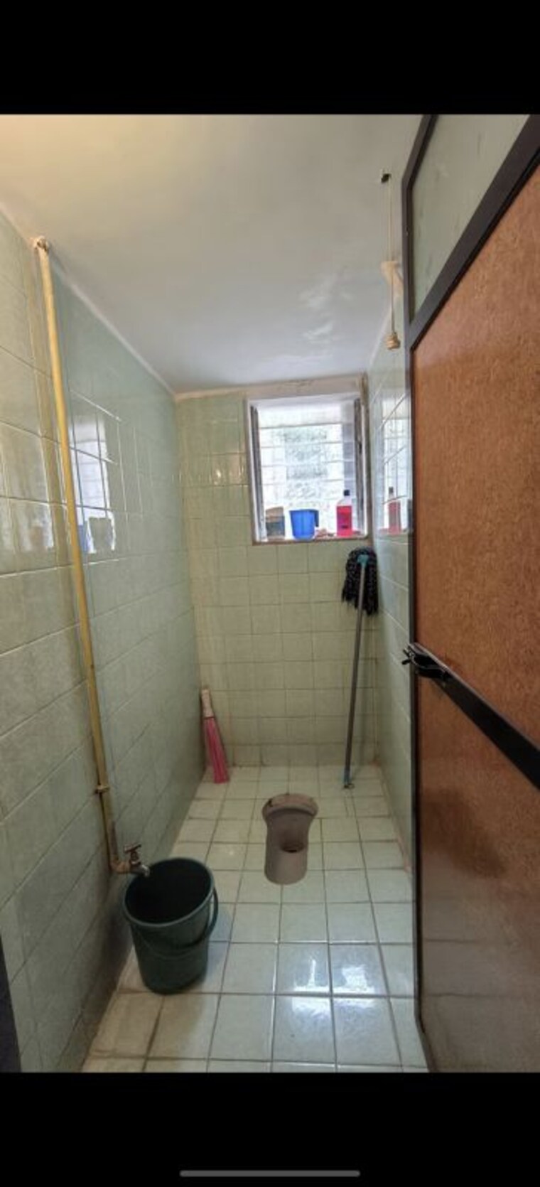 Bathroom, evershine-chs-malad 2 Bedroom 800 Sq.Ft. Apartment In Malad West Mumbai 10493391