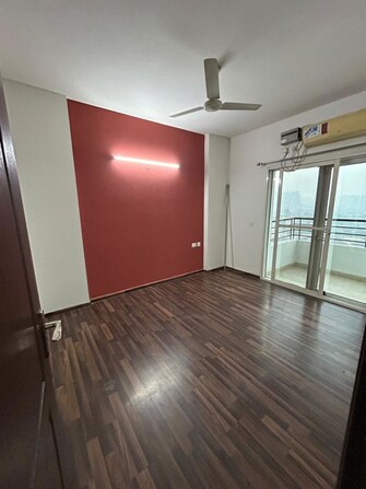 2 BHK Apartment For Rent in Gaur City 7th Avenue in Sector 4 Greater Noida, Greater Noida